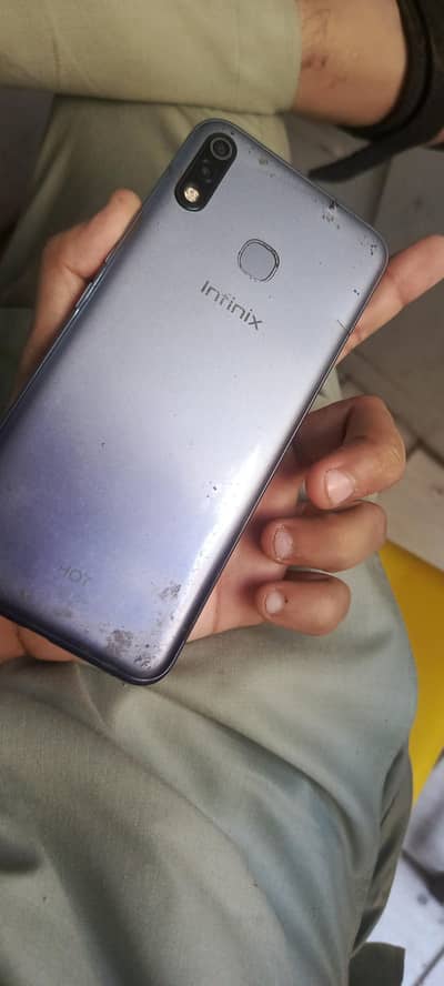 infinix hot 8lite /2/32 all ok  only mobile glass carak