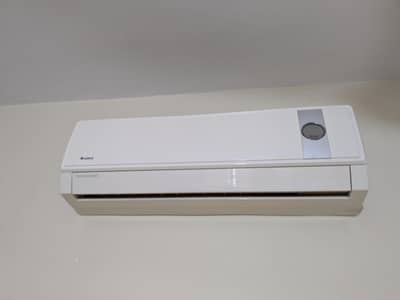 Gree Ac Slightly used condition Very normal used in home 1 Ton AC