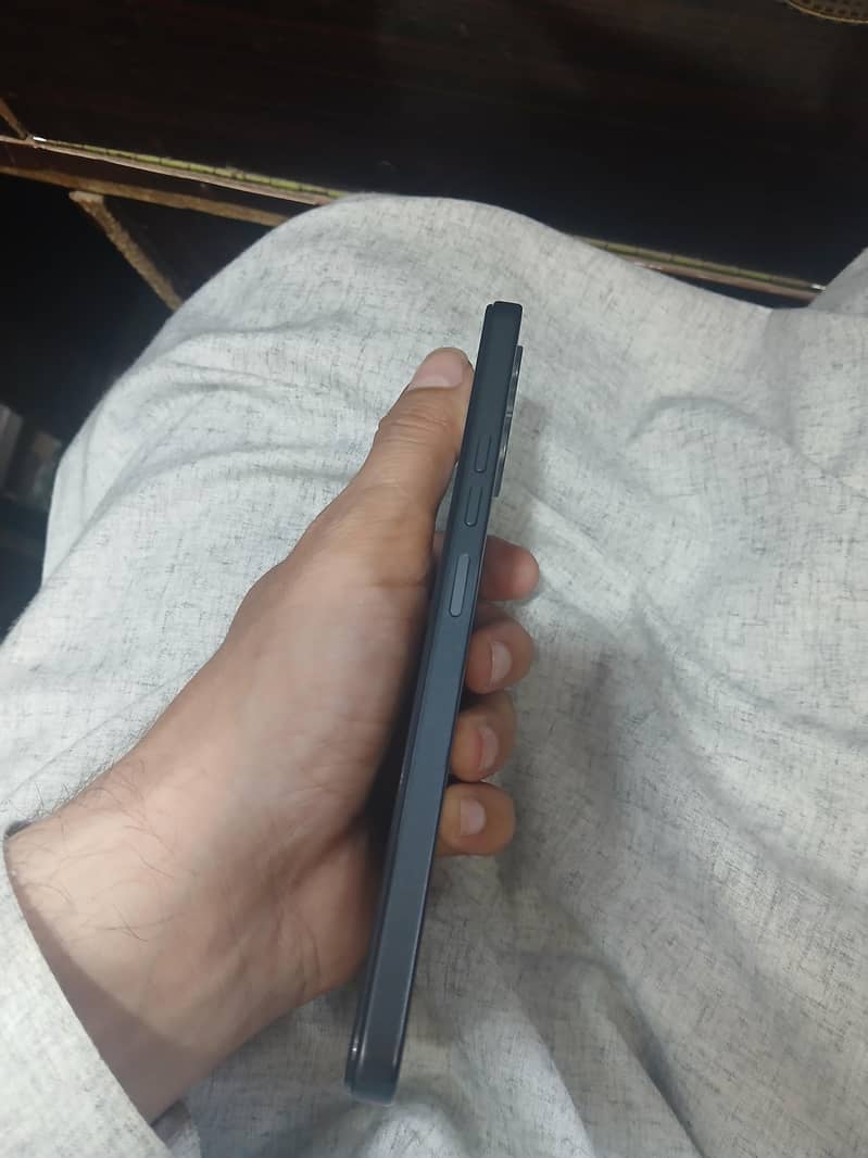 TECNO 3