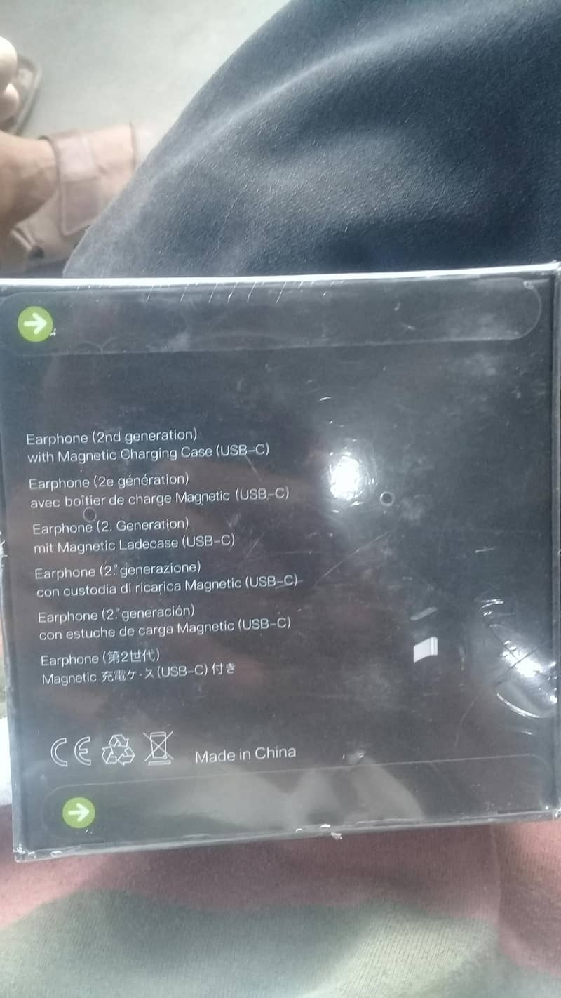 earbuds  (2nd generation) 1