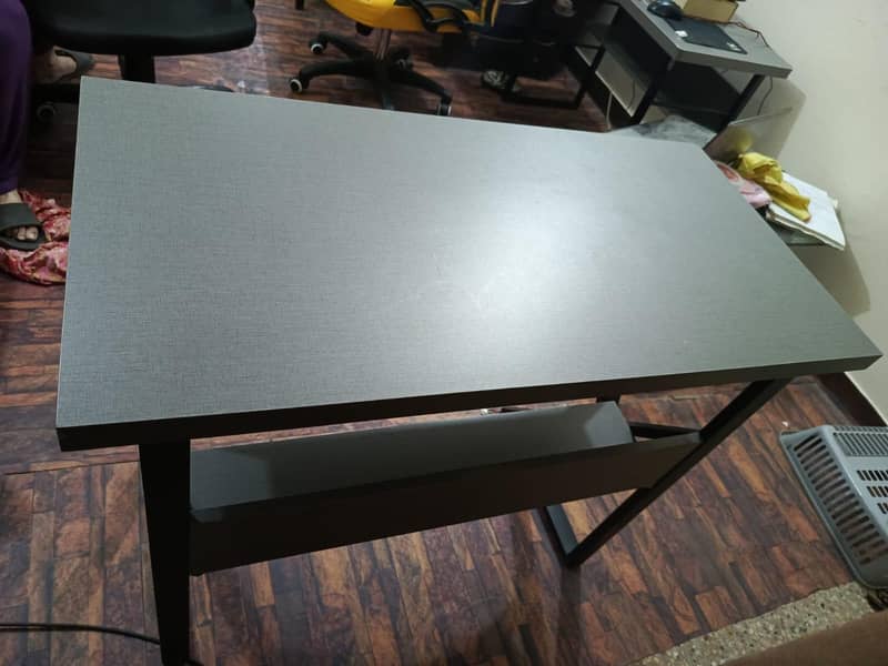 computer table 2