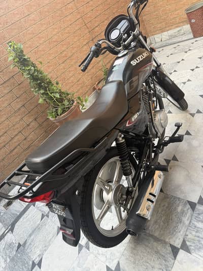 Suzuki GD 110S