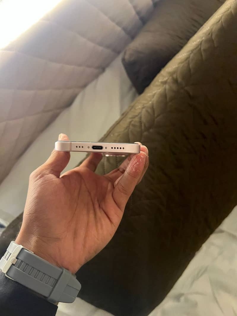 Iphone 15 2