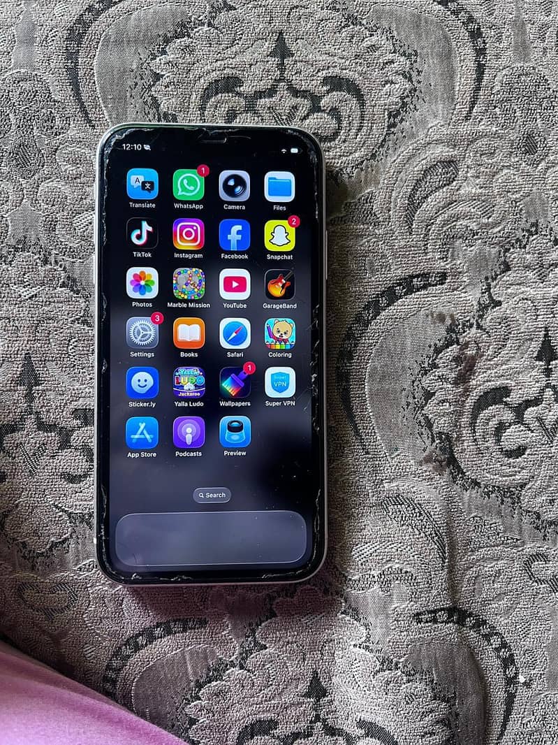 iPhone 11 2