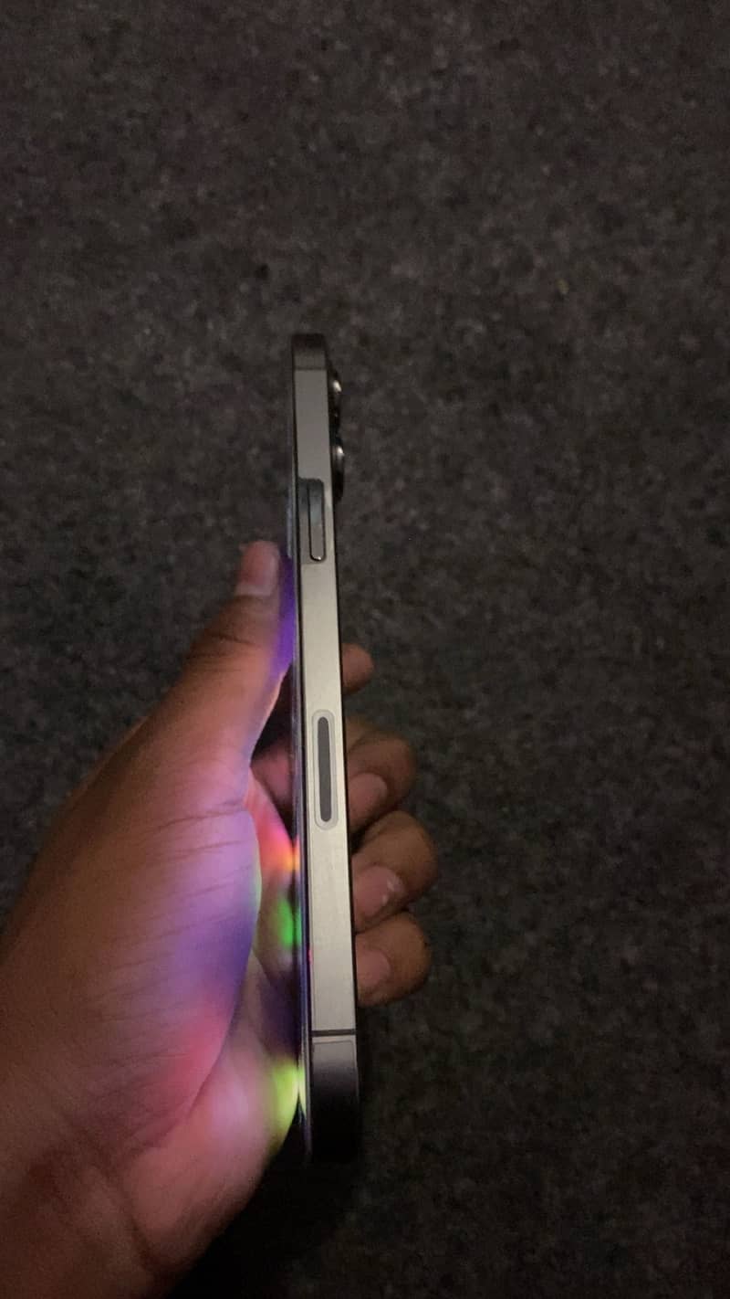 Iphone 12 pro max 2