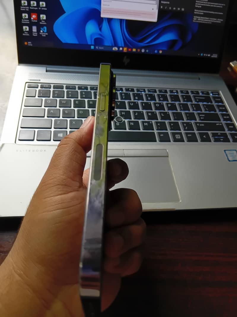 iPhone 14 Pro Max 3