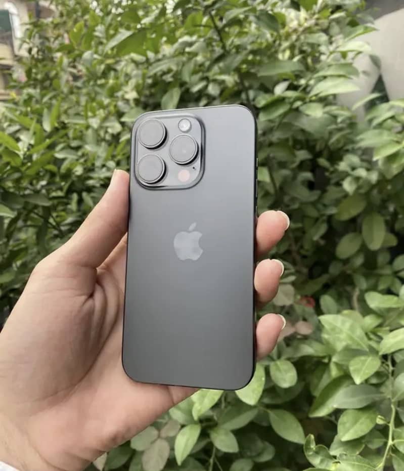 Iphone 15 pro 1