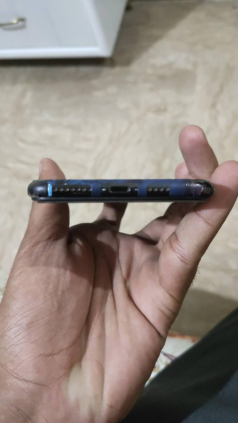 iphone 11 pro max 1
