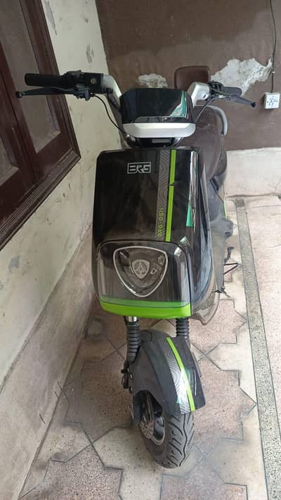 electric scoty