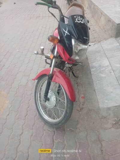 Honda pridor 100cc bike use 2013 condition 9. . 10