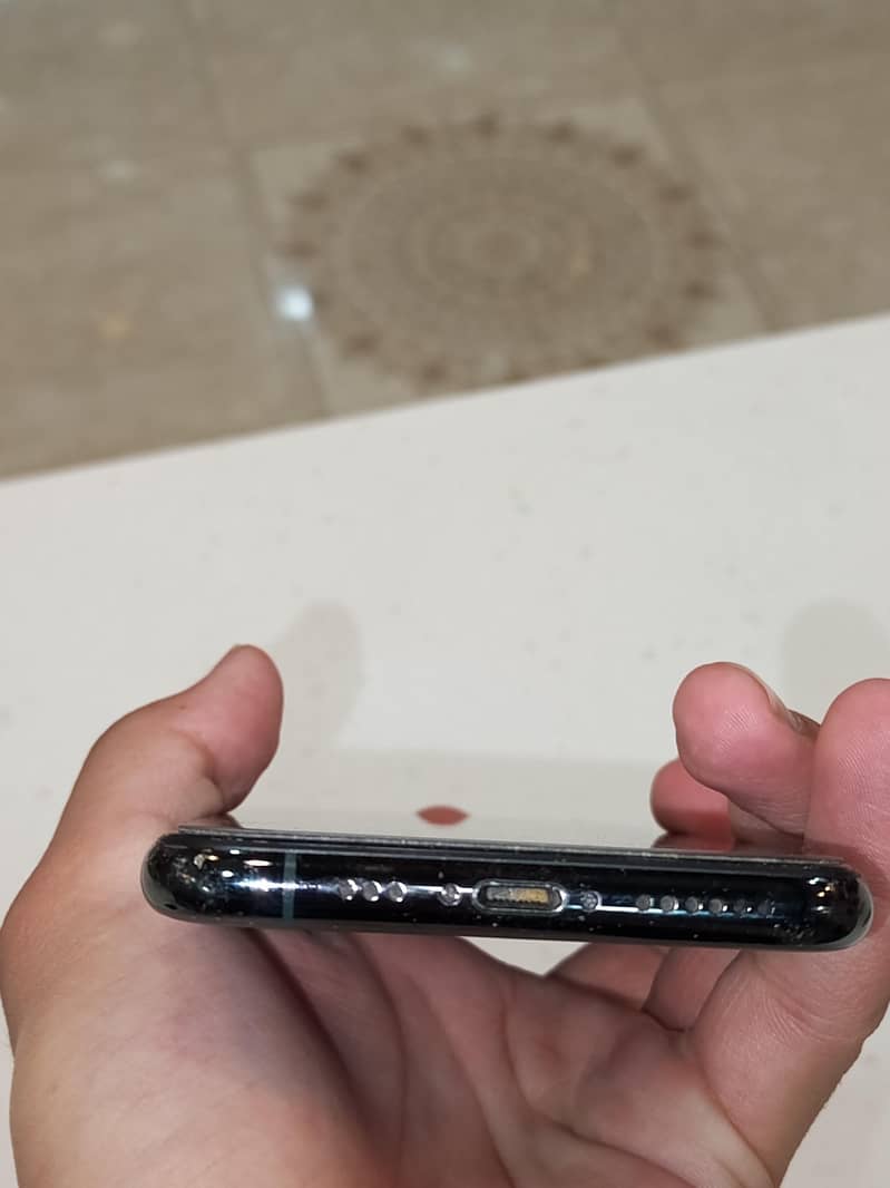 11 pro for sale[work required] 2