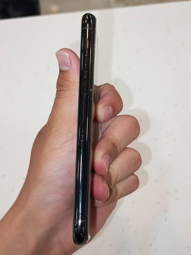 11 pro for sale[work required] 3