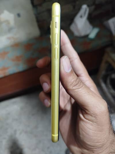 I phone 11 pta bettry 72