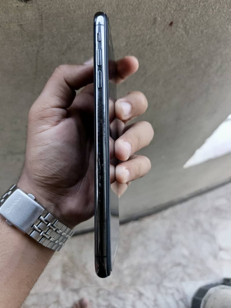 iPhone XS max 3