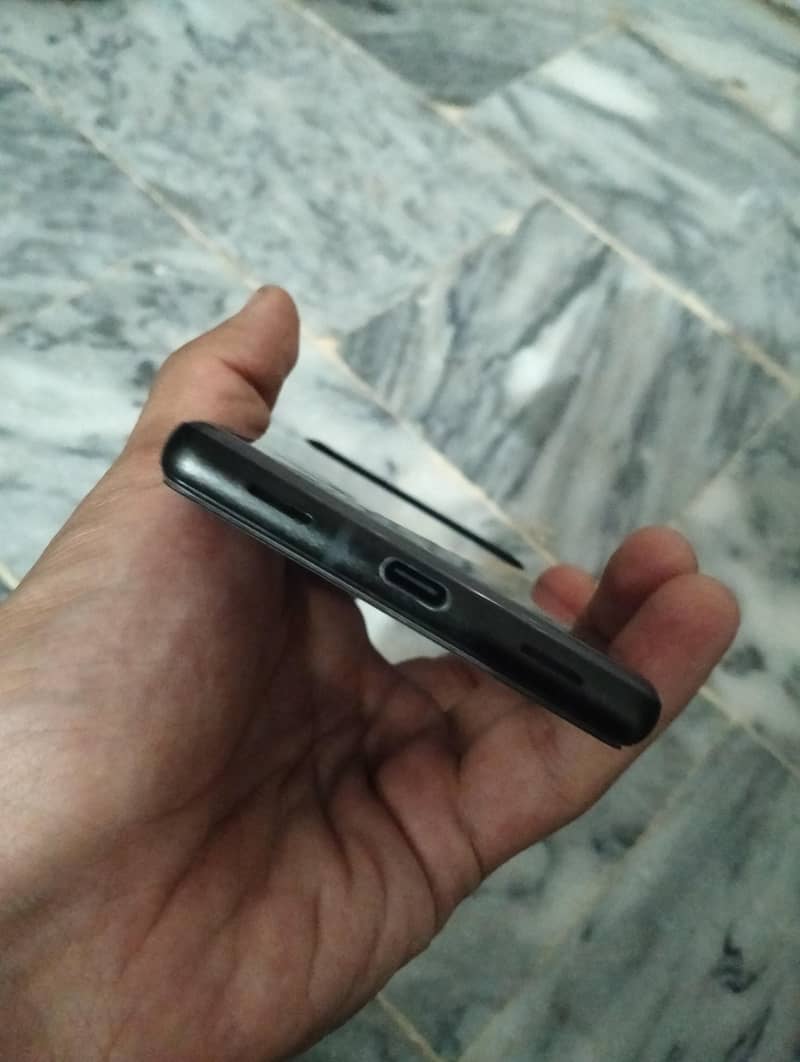 Google Pixel 6a 4