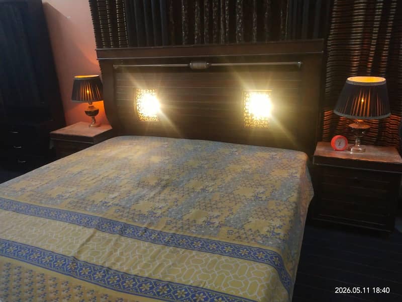 king size bed 1
