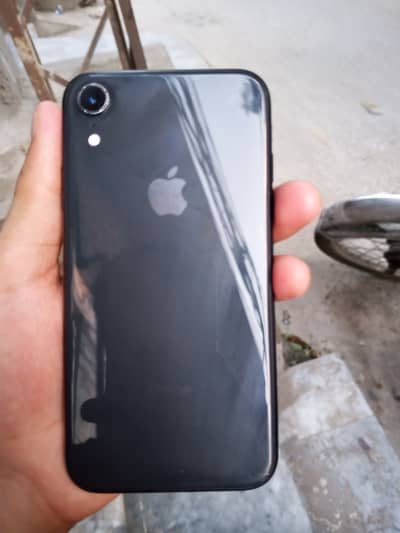 Apple iPhone XR