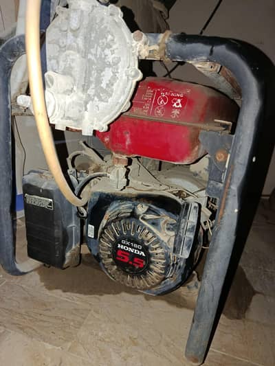 3.2 Kva Elemax Generator in good condition