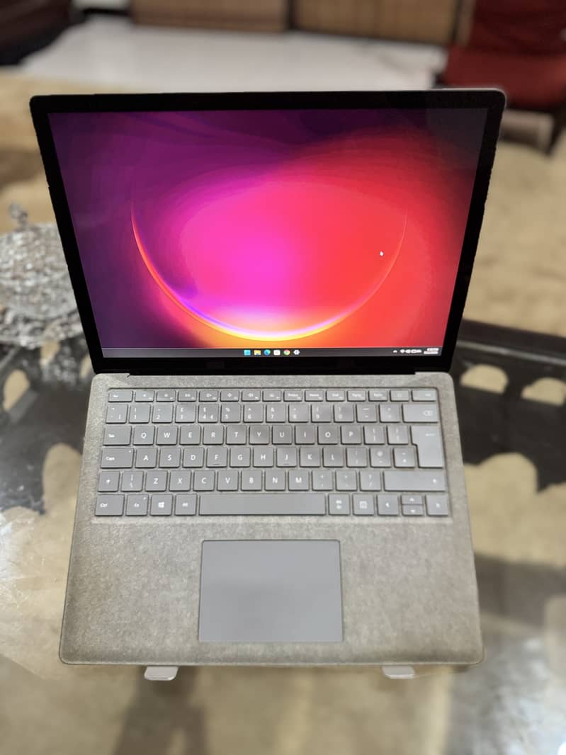 Microsoft Surface Laptop 2 8th Generation 3