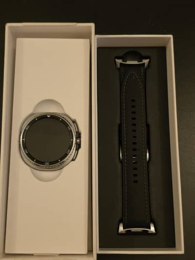 Samsung Galaxy Watch 8 Classic 47mm – Brand New – Full Box