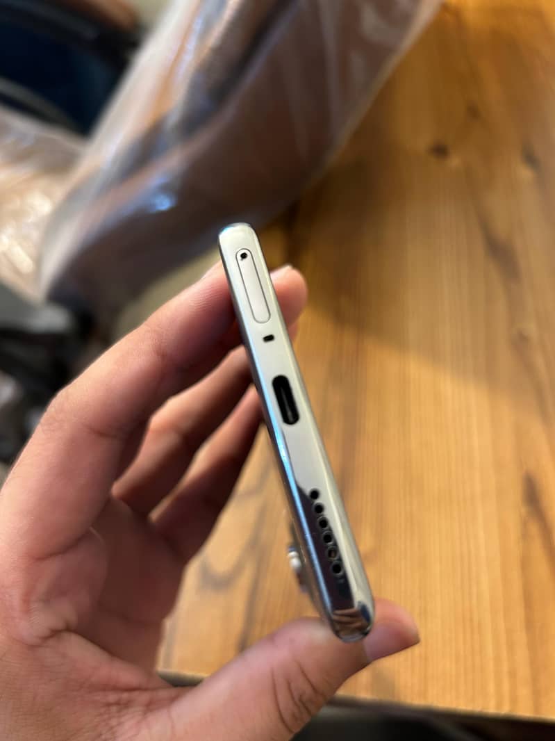 Tecno Camon 40 Pro 6