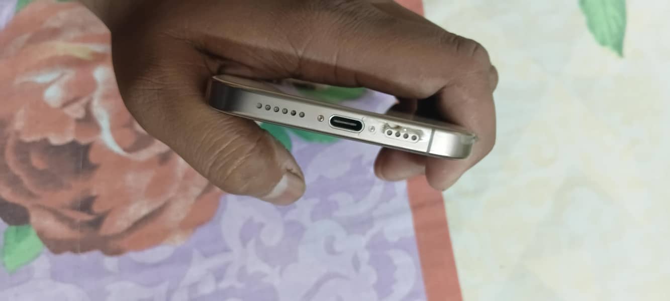 iphone 16 pro max 0