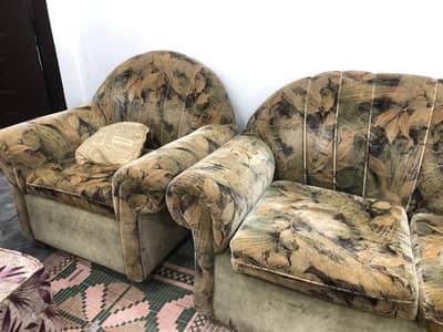 Complete Sofa Set on sale