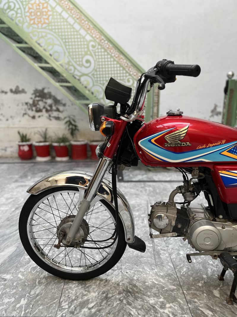 Cd 70 2019 Model 0