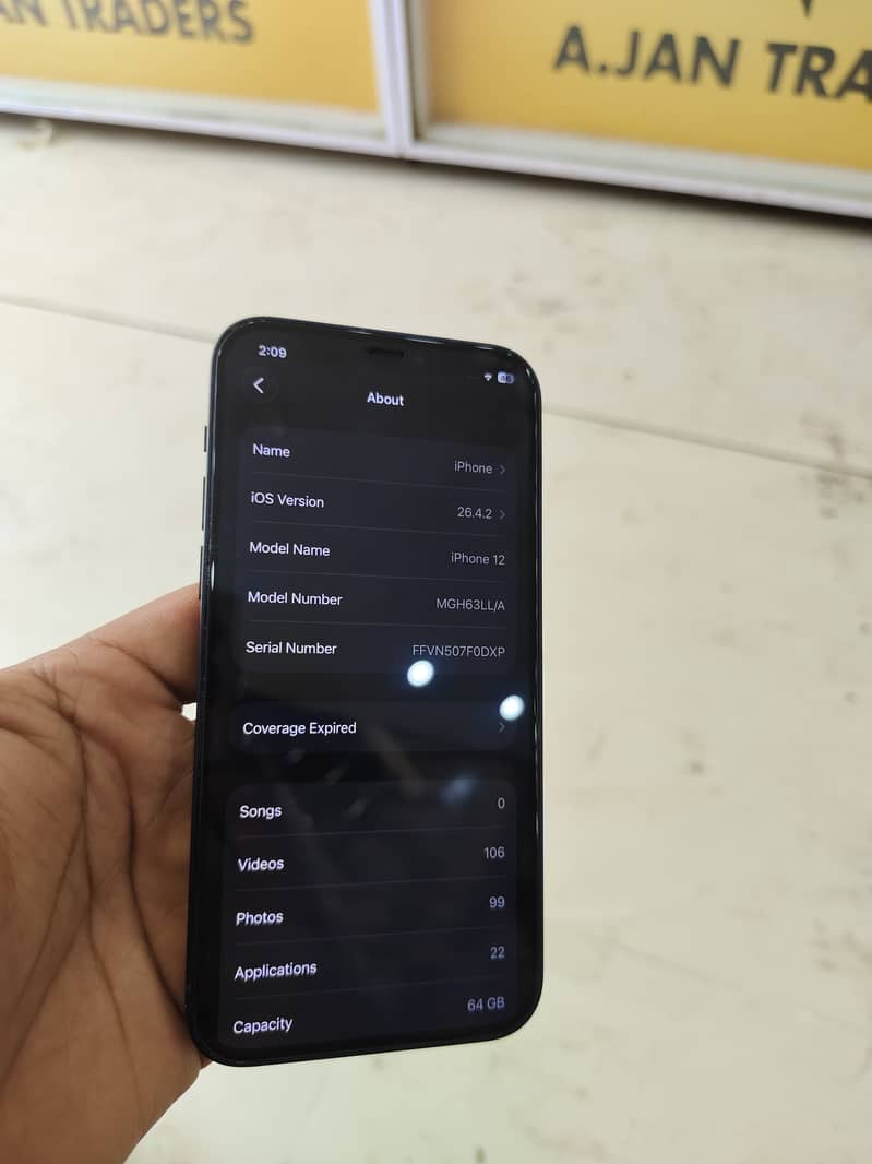 iPhone 12 7
