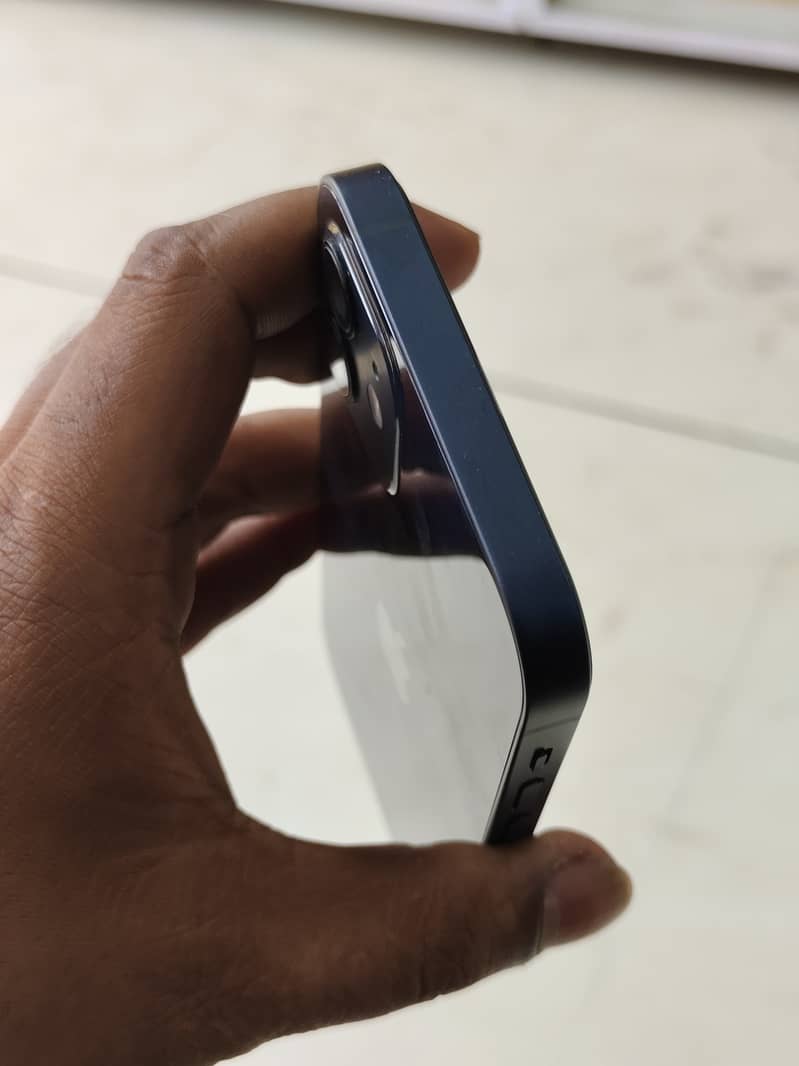 iPhone 12 10