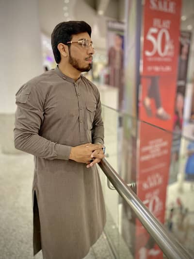 Minhaj khan