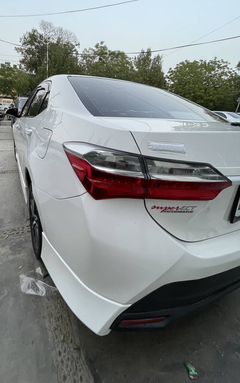 Corolla Altis 5
