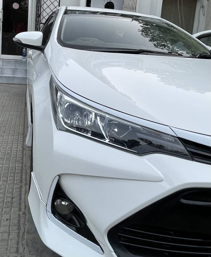 Corolla Altis 11