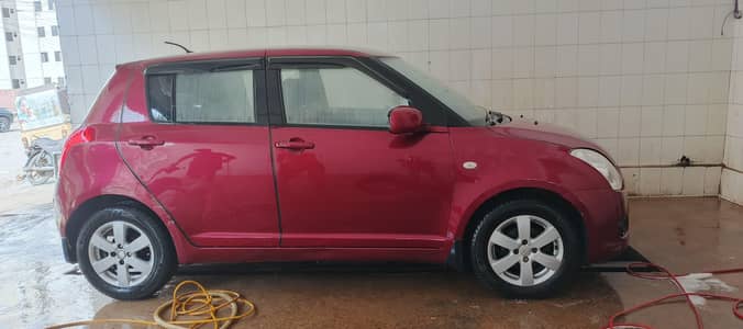 2300000swift mehroon