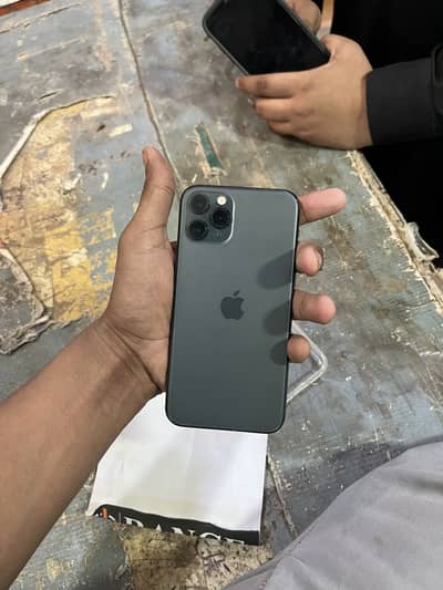 IPHONE 11 PRO