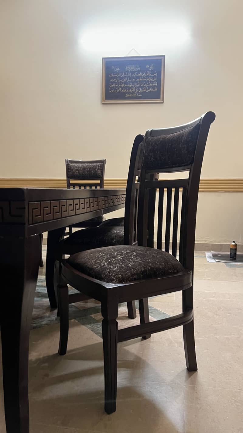 8 seater dining table 3