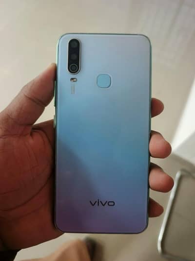 Vivo Y17 8GB / 256GB
