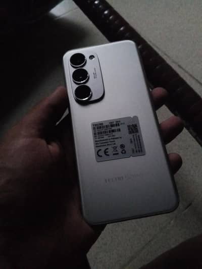 spark 40 pro +