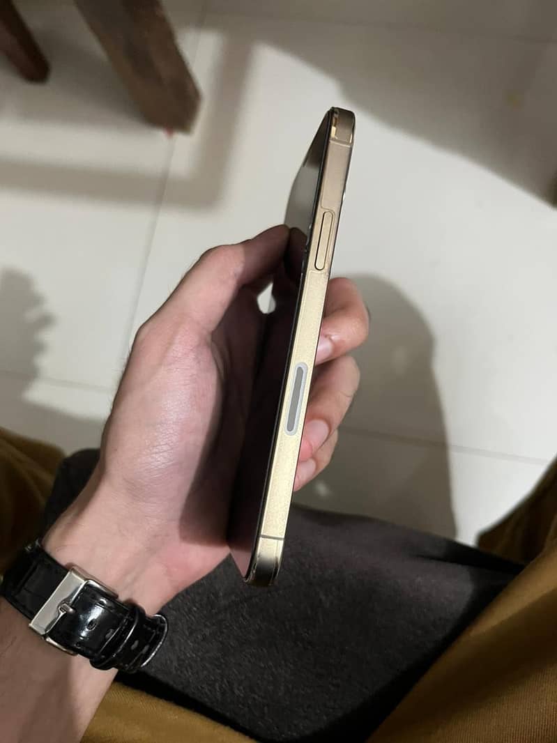 iPhone 12 Pro 6