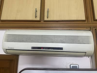 Infiniti Ac split 1 ton chilled cooling. Ok Ac
