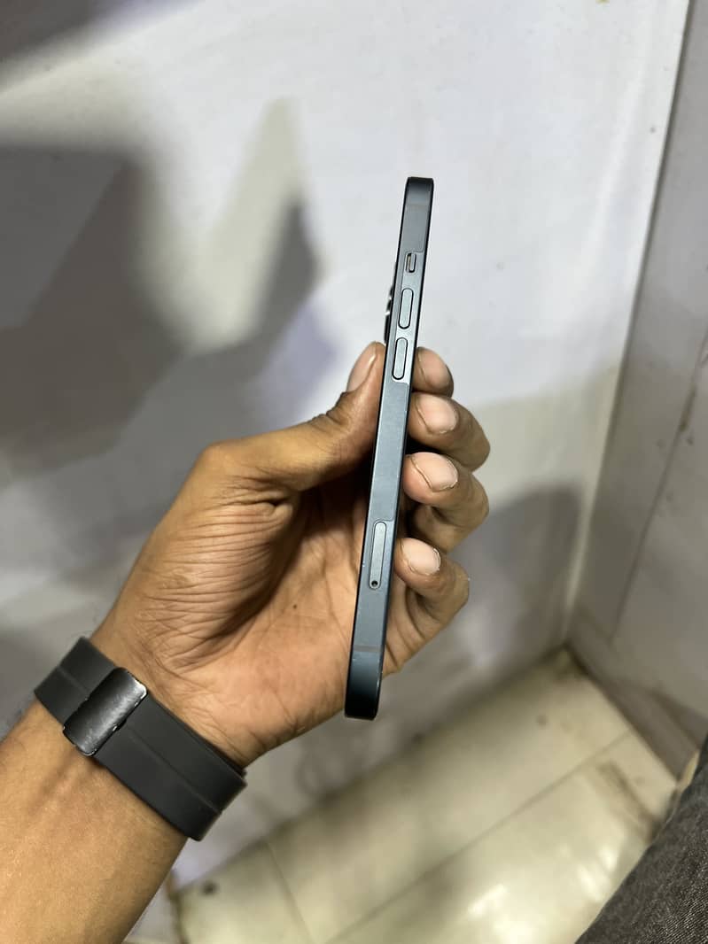 IPHONE 13 2