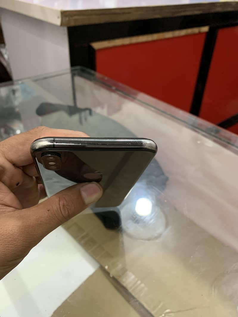 iphone xs max 3