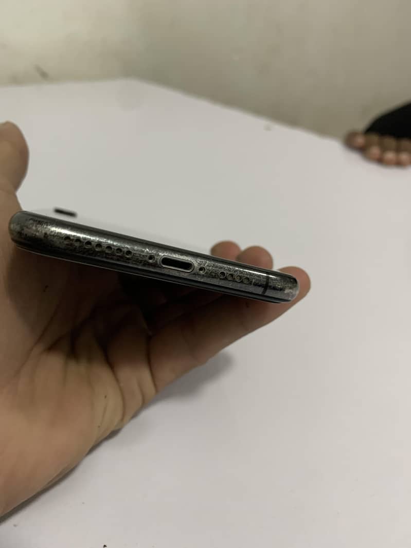 iphone xs max 6