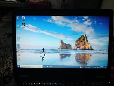 Dell latitude core i5 6th generation 8gb Ram 256gb ssd