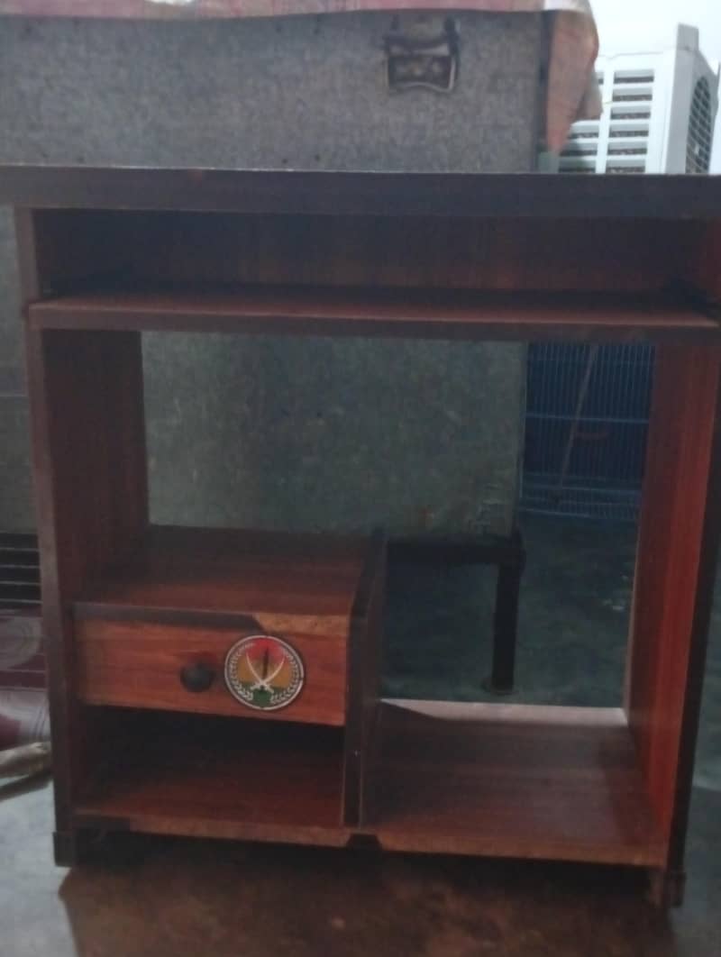computer table 2