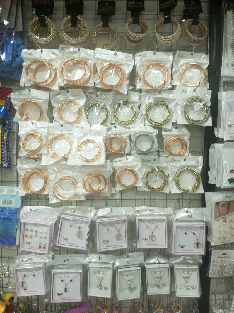 Dollar Store 13