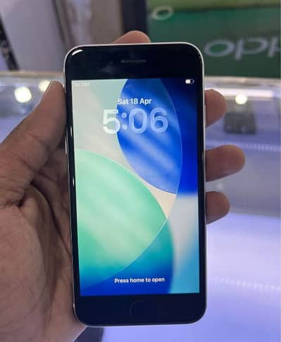 iPhones 7 128 GB PTA approed 03460792347 my WhatsApp number