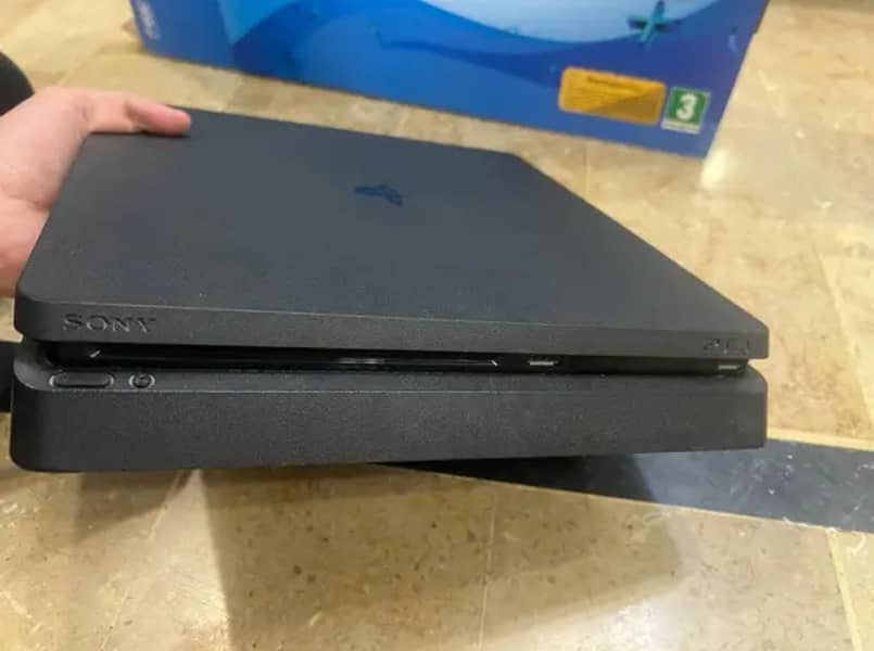 PS4 Slim Jailbroken 2