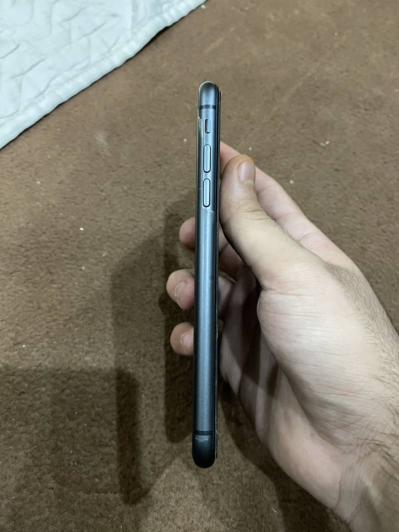 iPhone 11 jv 4