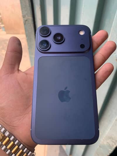 iPhone XR converter 17 pro non PTA 64GB